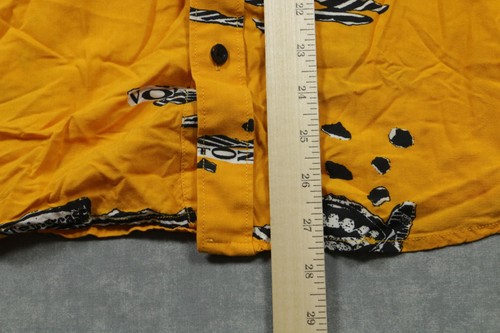 Volcom Shirt Mens Small Yellow Black Graphic Button Up Short Sleeve Classic Fit - Picture 5 of 10