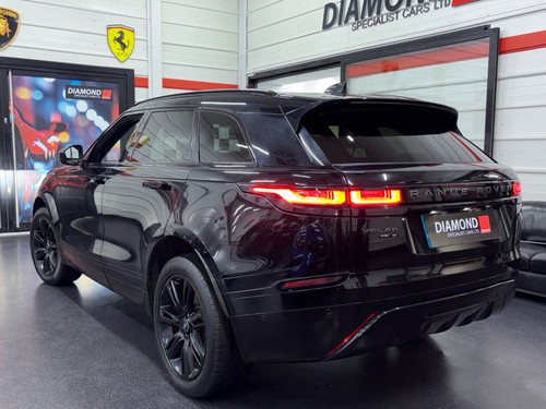 2019 Land Rover Range Rover Velar 2.0 D180 R-Dynamic SE 5dr Auto ESTATE Diesel A - Picture 19 of 24