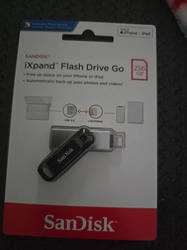 SanDisk - iXpand Flash Drive Go 256GB USB-A 3.0 to Apple Lightning for iPhone...
