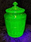 ANCHOR HOCKING URANIUM GLASS LARGE GREEN  PRETZEL JAR w/LID