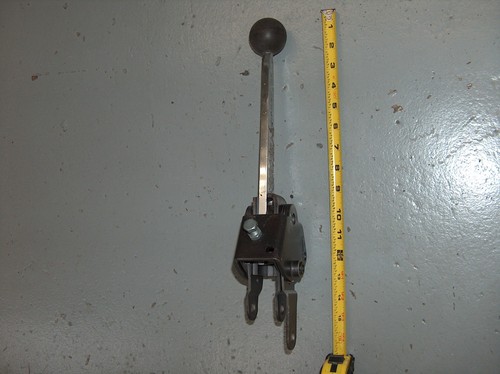 Mr. Gasket 4 Speed Muncie Shifter Mechanism w/8” Handle Core - Picture 10 of 17