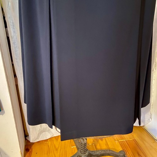 Vintage LIZ CLAIBORNE Black Crepe FULL Pleated Skirt Dark Academia 8 Preppy EUC - Picture 7 of 10
