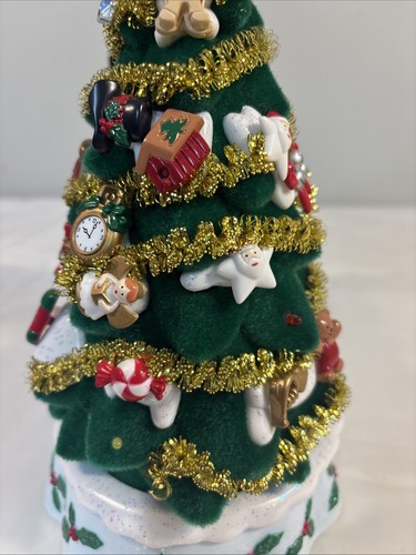 Avon A Wonderful Countdown to Christmas Talking Snowman Advent Calendar Tree - Picture 12 of 19