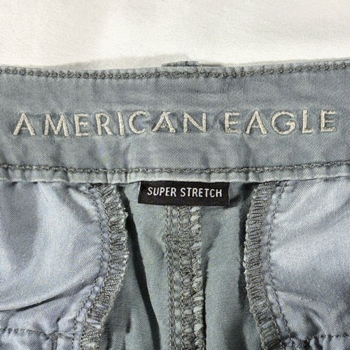 American Eagle womens grey super stretch Midi 5" inseam chino shorts - size 6 - Picture 4 of 11