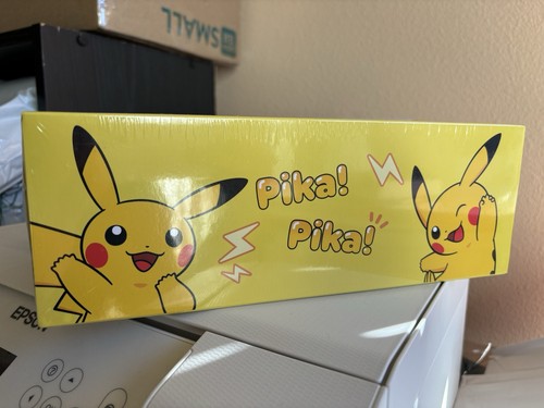 Pokemon Scarlet & Violet Pikachu Present Box - Korean Exclusive Limited Edition  - Bild 3 von 6