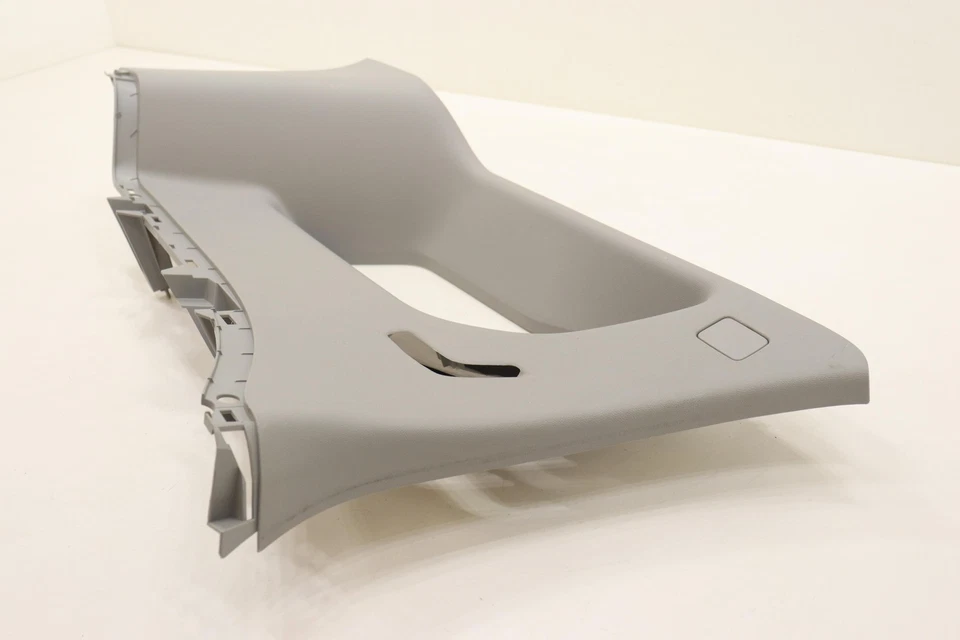 GMC TERRAIN 2018-2024 trasero izquierdo pilar C panel de moldura superior OEM 84351492 TRIM_H1T Foto 2 de 4