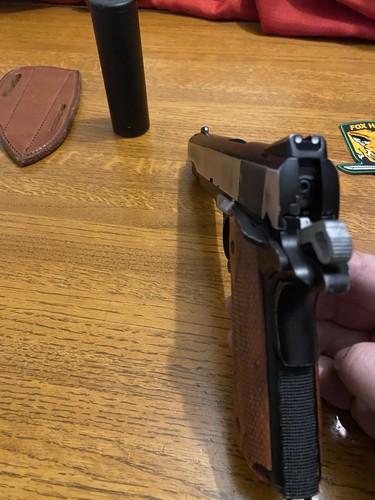 MGS3 Snake Eater 1911 Gas Airsoft Pistol - Picture 5 of 12