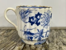 Antique 1800's COPELAND Grasshopper Ptrn Chinoiserie Floral DEMITASSE TEA CUP 2"