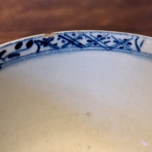 18th Century Lowestoft Soft Paste Blue And White Handpainted Teabowl - 第 10/12 張圖片