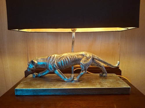 Dunelm Panther table lamp, very nice item. very expensive to buy new.