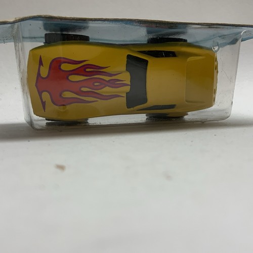 Mega camión Chevy Corvette Trailbusters amarillo Hot Wheels Monster 'Vette #3716 - Imagen 14 de 16