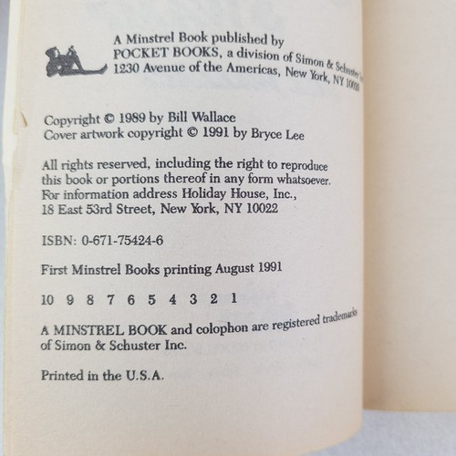 Bill Wallace Danger in Quicksand Swamp; 1991 Minstrel Pocket Books PPB 1st Print - Picture 4 of 9
