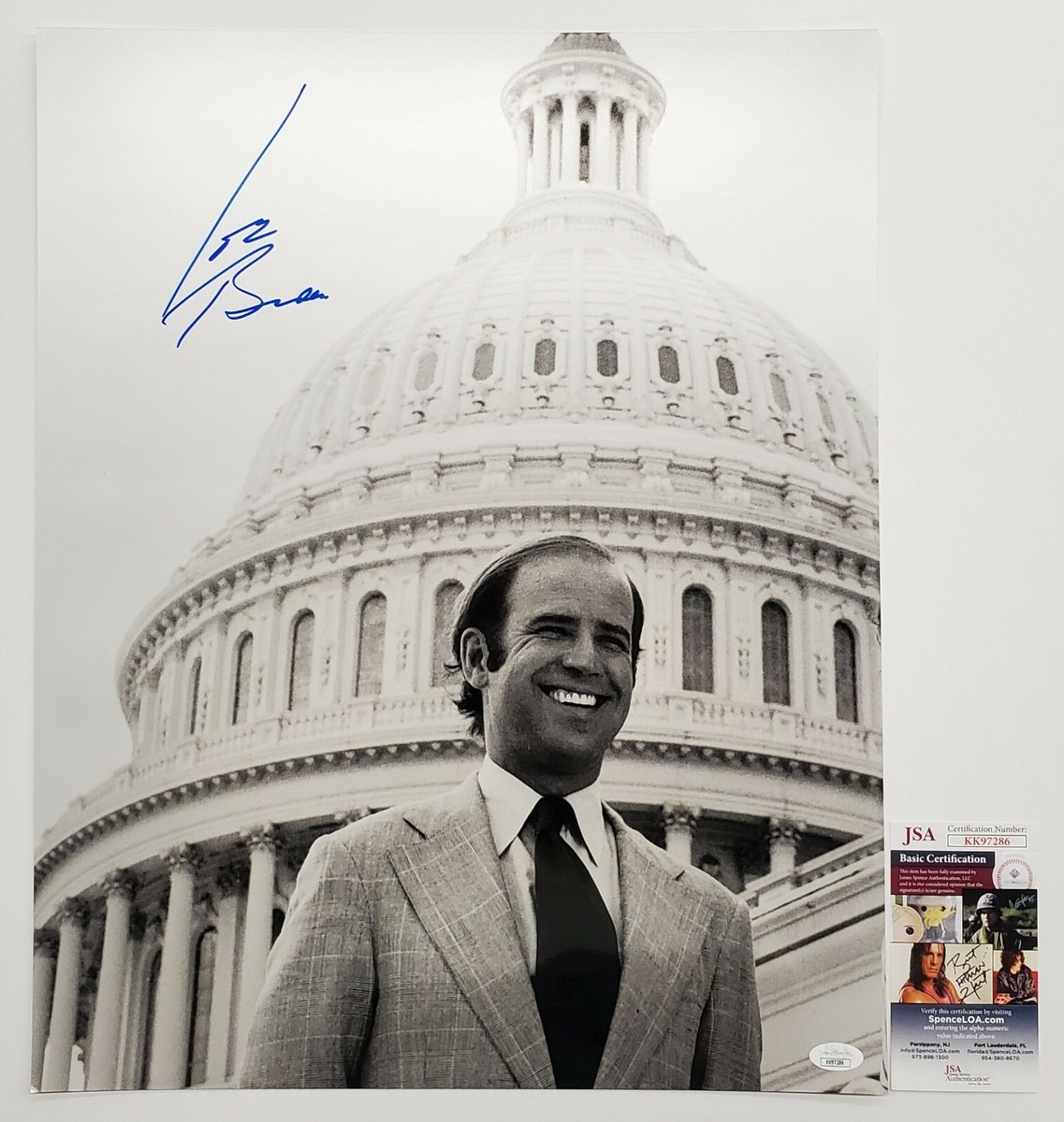 Joe Biden Signed 16x20 Photo 46th President Of The United States