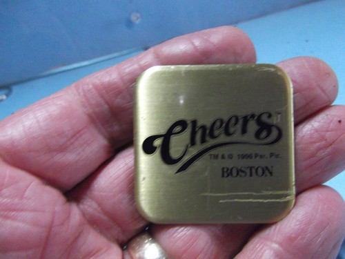 Collectible Kitchen Magnet Metal 1.5"in CHEERS 1996 Boston - Picture 6 of 6