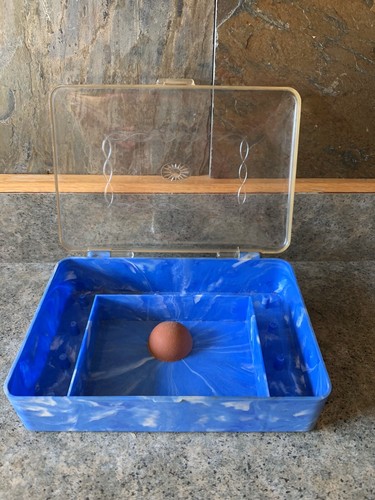 Vintage Hommer Blue Swirl Plastic 5” X 7” Sewing Box Hinged Case - Picture 3 of 3