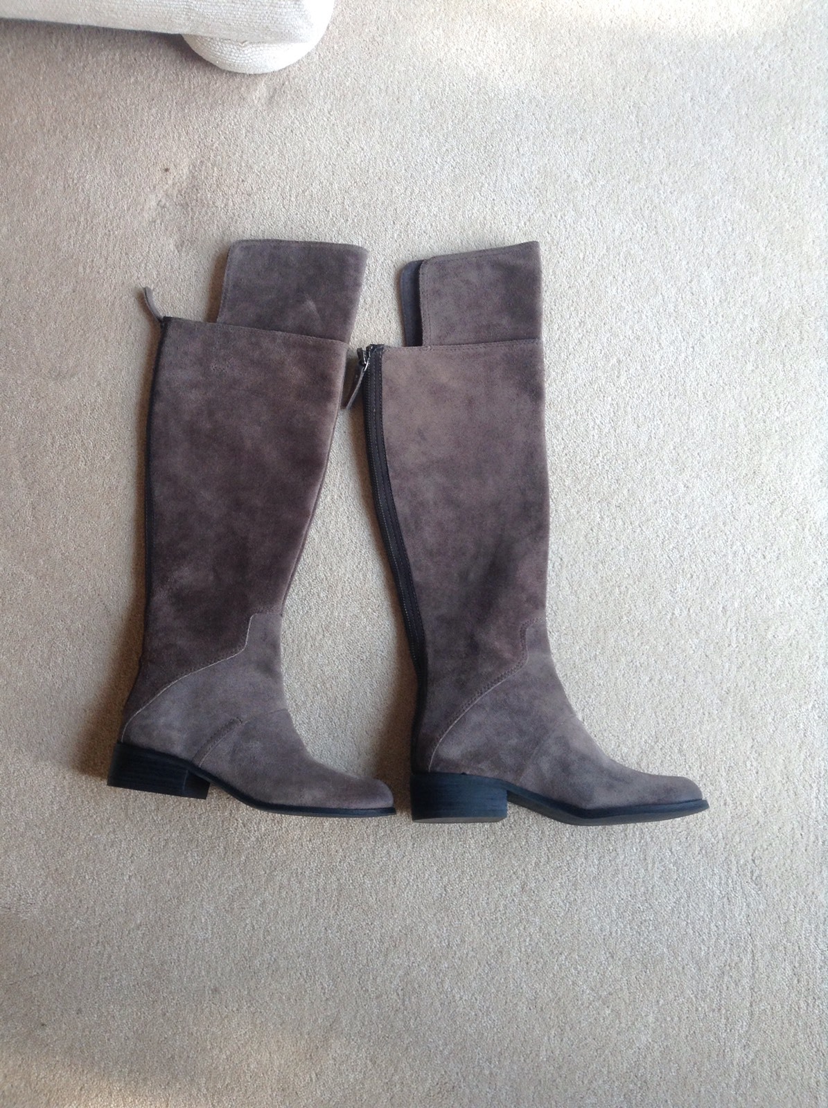 NINE WEST BRAND NEU BOOTS OVER THE KNEE GREY SUEDE SIZE 3 USA 5M NINE WEST BRAND NEU BOOTS OVER THE KNEE GREY SUEDE SIZE 3 USA 5M