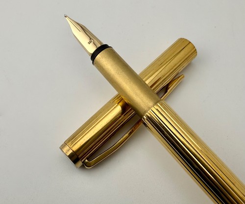 Vintage Montblanc Slimline Gold Plated Fountain Pen 14K Gold Nib