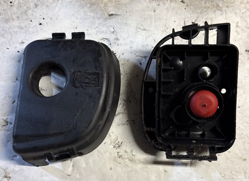 OEM Briggs & Stratton Air Filter Primer Bulb Base 595663 / Cover 595660 Bin Tb6 - Picture 1 of 2