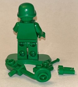 Genuine LEGO Disney's Toy Story :  Army man w/ Detector & acc's  (7595) 2010 NEW