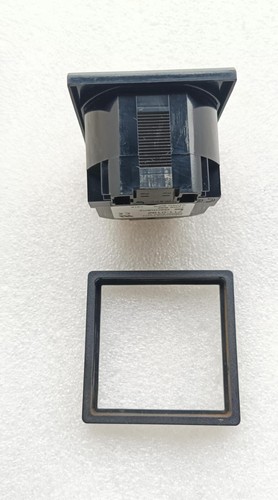 Redigton 711 Series Hour Meter,24V,60Hz 711-0192 TYPE-632 - Picture 3 of 9