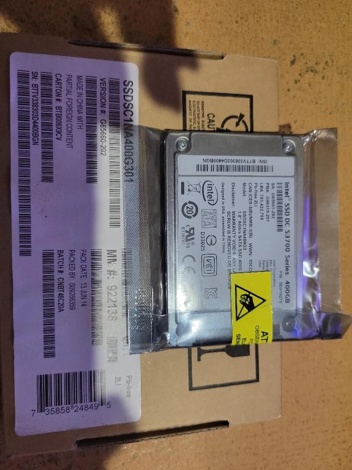 Intel s3700 SSD 1.8" 400GB SSDSC1NA400G3 SSDSC1NA400G301 Solid State Drive - Image 2 of 2