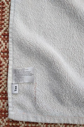 Aritzia Tna LARGE Bath Beach Towel Sheet Coral White Cotton Made In Turkey (F1) - Picture 4 of 5