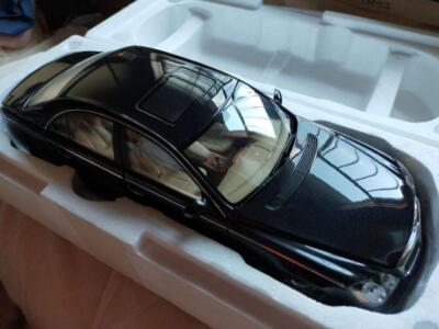 ミニカー Autoart1/18  Maybach 57 22\" Wheel ミニカー Autoart1/18 Maybach 57 22
