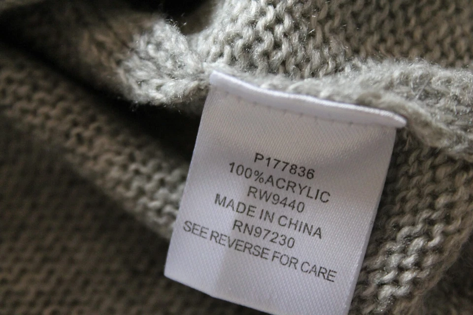 Suéter para mujer Almost Famous manga con volantes cuello redondo 100 % acrílico gris talla M Foto 3 de 4