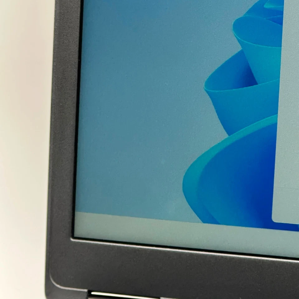 Dell Latitude 5490 · i7-8650U · 8GB · 256GB, photo 3 of 5