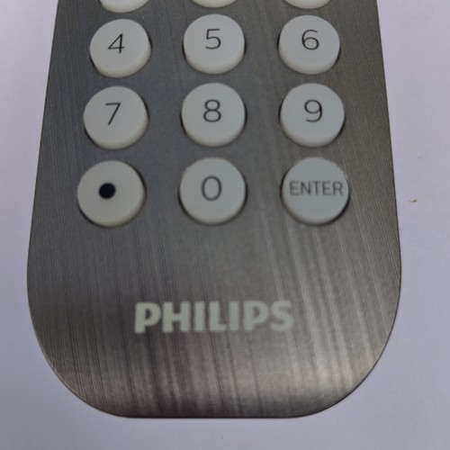 Philips Elite Plus•8 Device Audio/Video Bluetooth Programmable Universal Remote - Picture 2 of 7