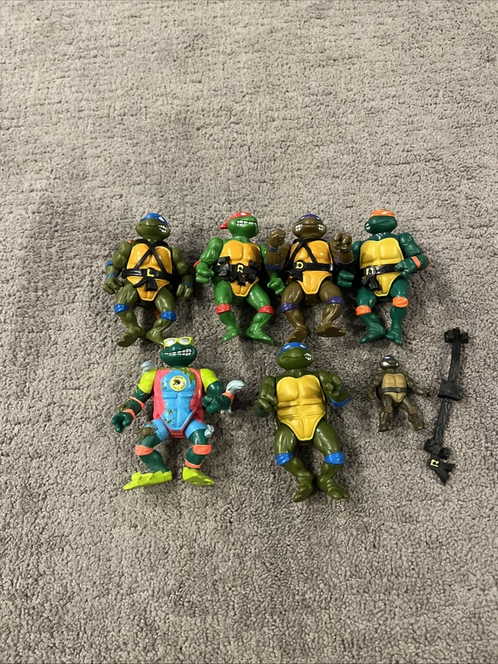 1989 Teenage Mutant Ninja Turtles Party Wagon Van & 7 TMNT Action Figures 1988 - Image 2 of 4