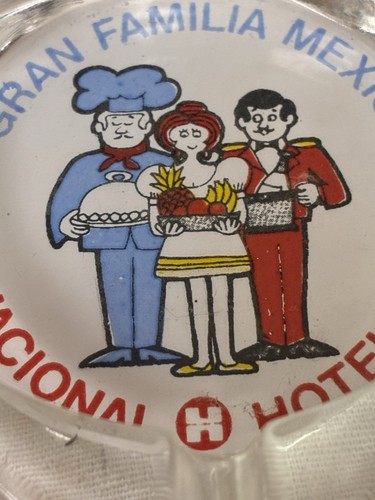 Vintage Clear Glass Ash Tray Una Gran Familia Mexicana Hotel Ashtray Nacional - Picture 3 of 5