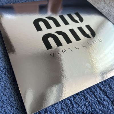 【希少】ミュウミュウ miumiu vinyl club レコード ノベルティ s-l400.jpg