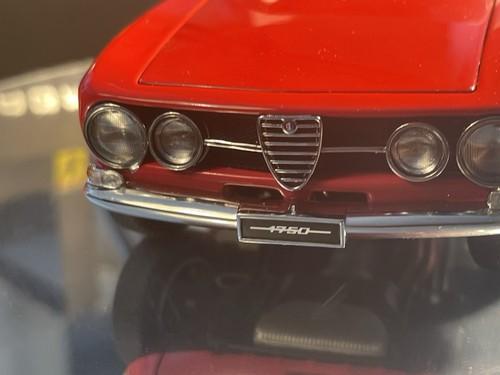 Alfa Romeo 1750 GTV (RED) 1/18 AUTOart 70107 no CMC EXOTO BBR MINICHAMPS - Foto 8 di 24