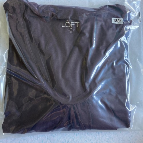 Ann Taylor loft women's top size medium pre-owned - Picture 6 of 6