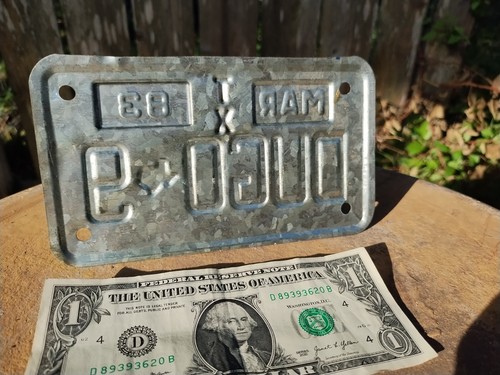EXPIRED 1983 TEXAS DUGO9 Motorcycle License Plate - Picture 6 of 9
