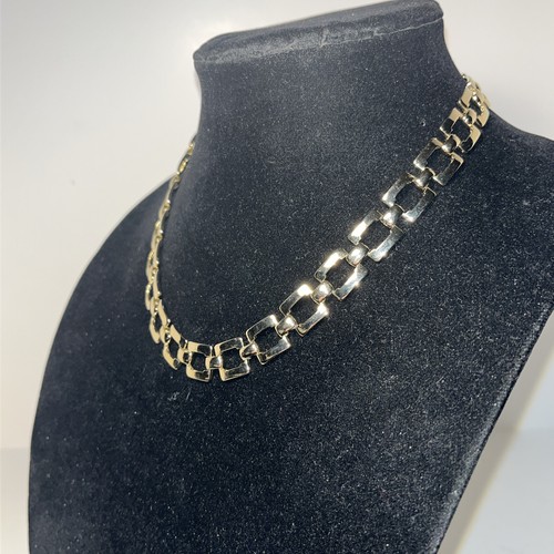 Chunky Wide Link Gold Tone Choker Necklace 17” Inches Unbranded Preowned - Picture 3 of 10