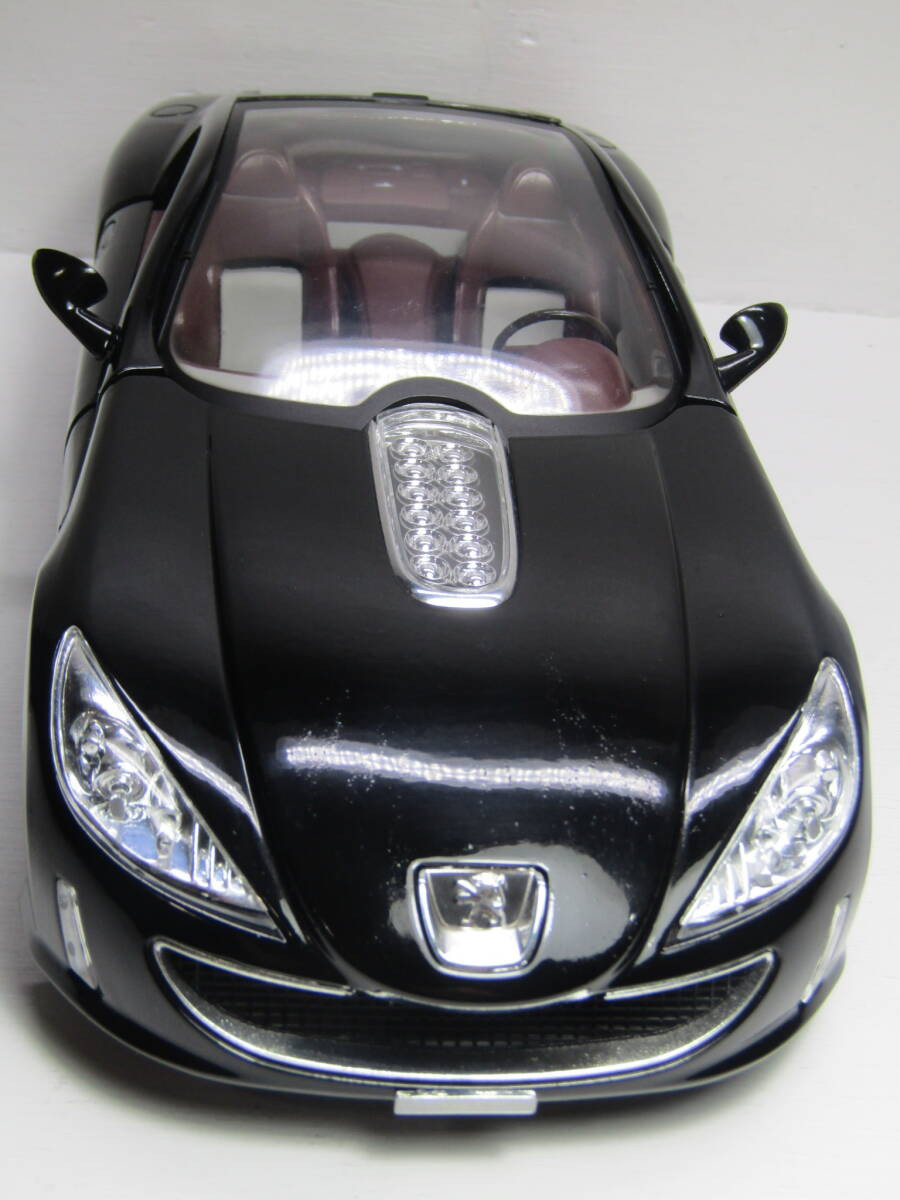 Peugeot 907 1/18 V12 Concept Car 2004 French Brago Black Bk