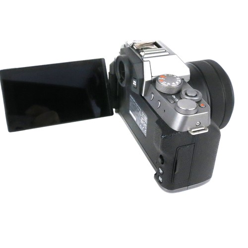 FUJIFILM X-T200 mit XC 15-45mm 3,5-5,6 OIS PZ * Fotofachhändler* - Bild 4 von 6