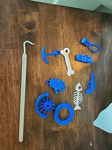 Vtg 1975 The Game of Jaws Shark Body, Pieces Ideal Toy Co. Near Complete 50th An - Picture 2 of 10