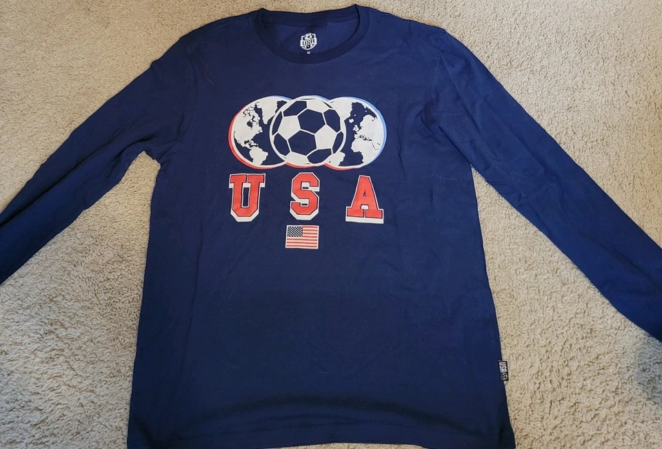 Camisa de fútbol manga larga AZUL EE. UU. NUEVA CON ETIQUETAS talla MEDIANA Foto 2 de 3