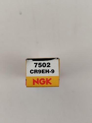 1200M NGK 7502 Zündkerze CR9EH-9 Honda  - Bild 1 von 5