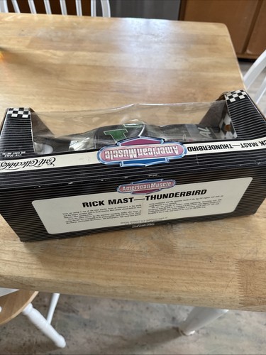ERTL 1995 RICK MAST #1 SKOAL FORD THINDERBIRD NASCAR 1:18 - Picture 5 of 5