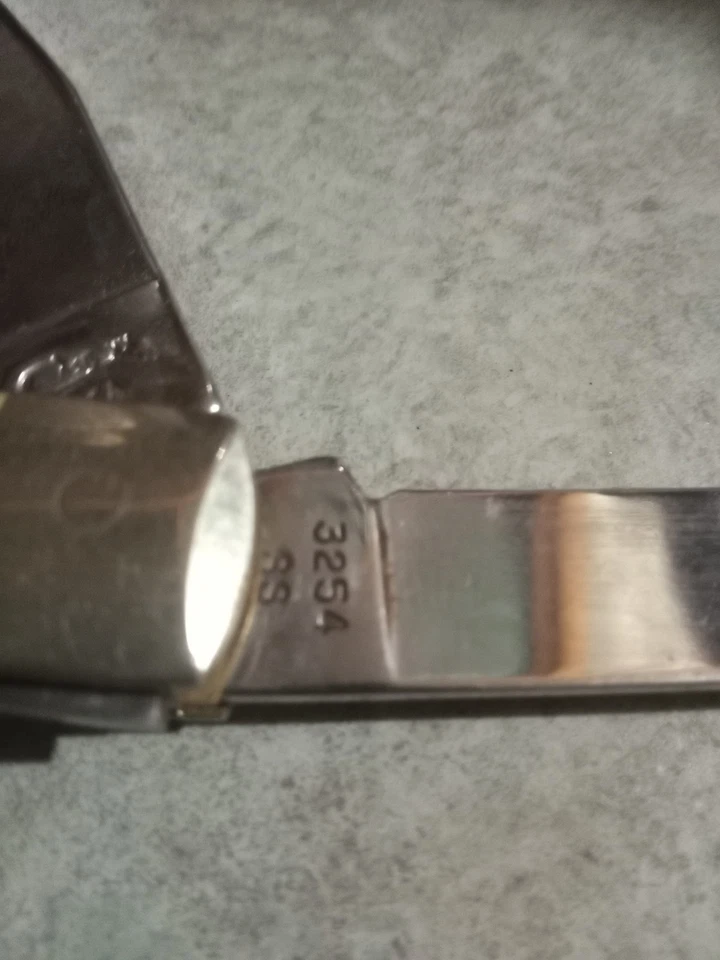 NOVO Vintage Case XX 3254 SS Ponto de Faca, Alças Delrin Amarelas, 2 Lâminas - Imagem 2 de 4