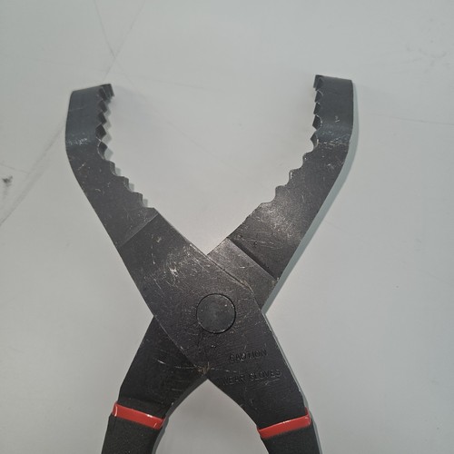 Alicates de filtro de aceite Matco Tools OFW550 Mega Grip envío rápido gratuito - Imagen 6 de 9