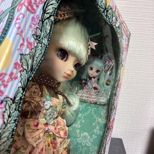 Pullip Alice du Jardin Mint Green Floral Pattern unopened - Picture 8 of 24