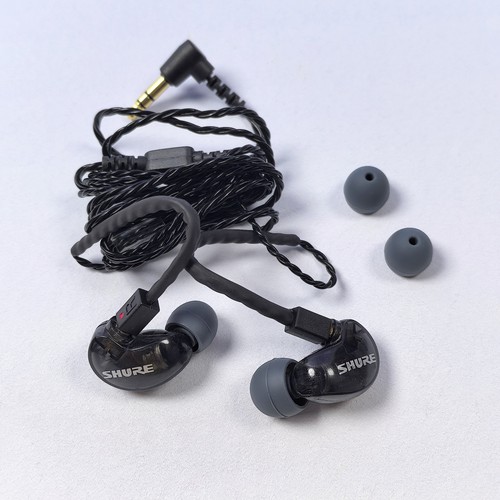 Shure SE215 Sound Isolating In-Ear Kopfhörer 3.5mm Klinkenstecker - Farben - Bild 13 von 45