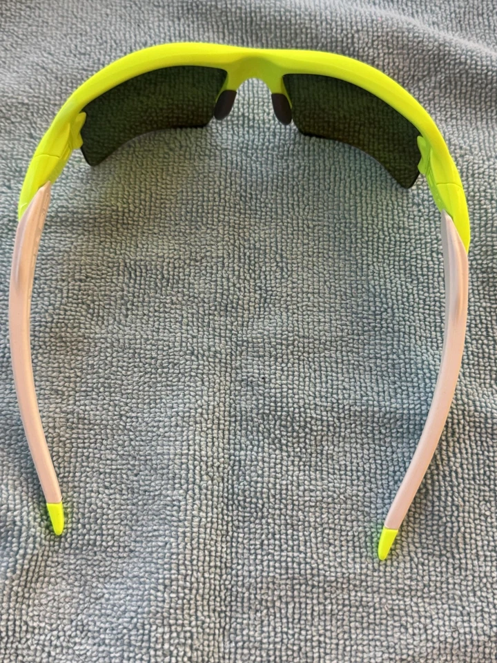 Oakley Flak 2.0 XL Neon Yellow Sport Sunglasses w/ Soft Case OO9188 - Image 2 of 4