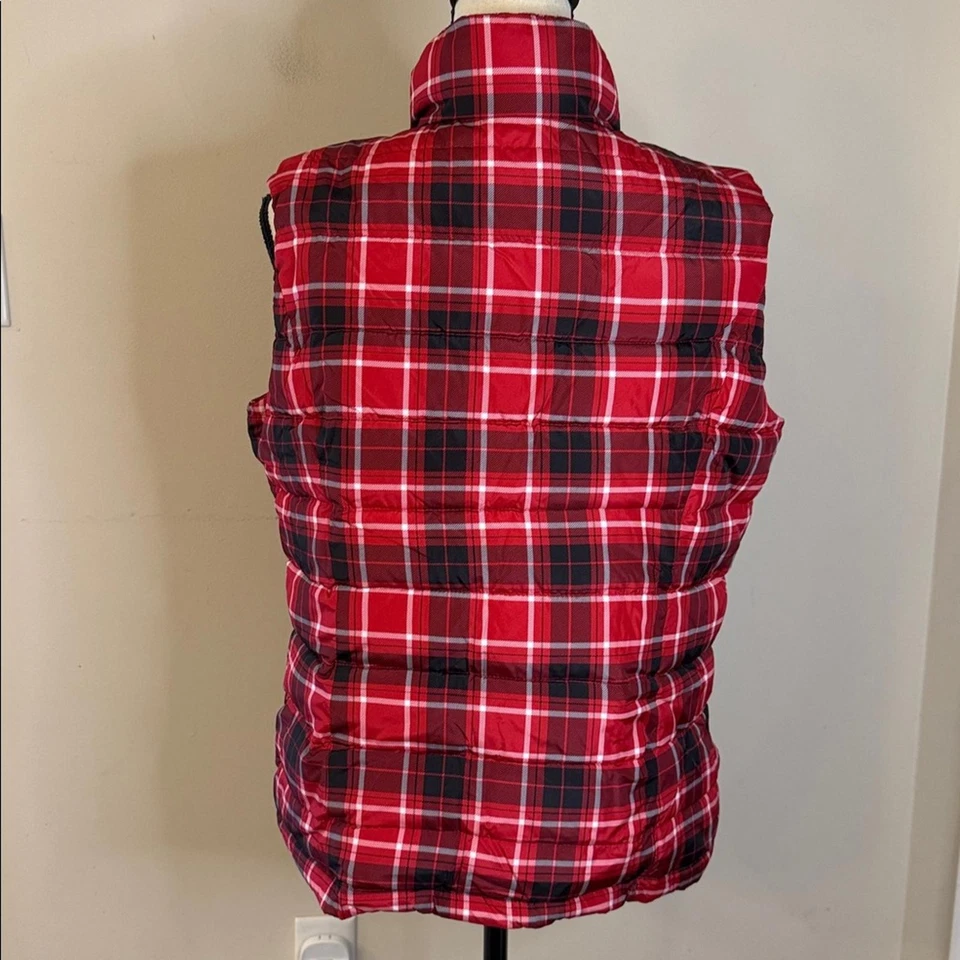 Charter Club outerwear Vest Classic Red & Black Plaid snap front & pockets SZ M - Image 2 of 4