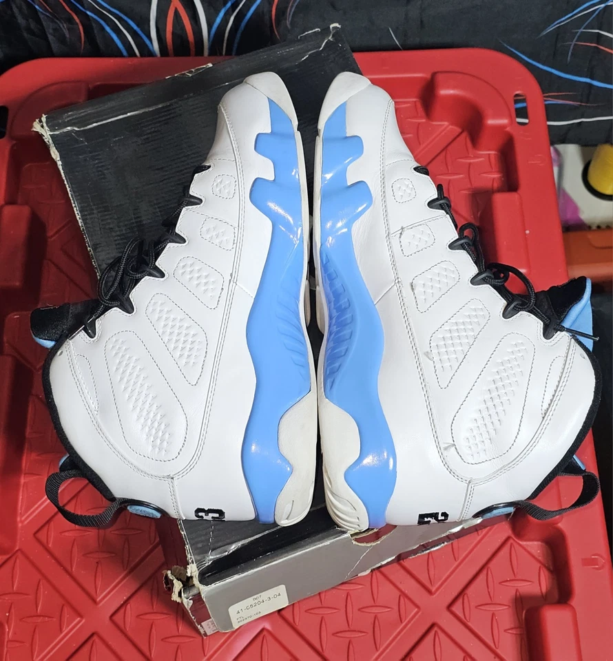 Air Jordan 9 Retro Azul Polvo (2010), talla 10 (302370-103) Usado Bueno. Foto 3 de 4